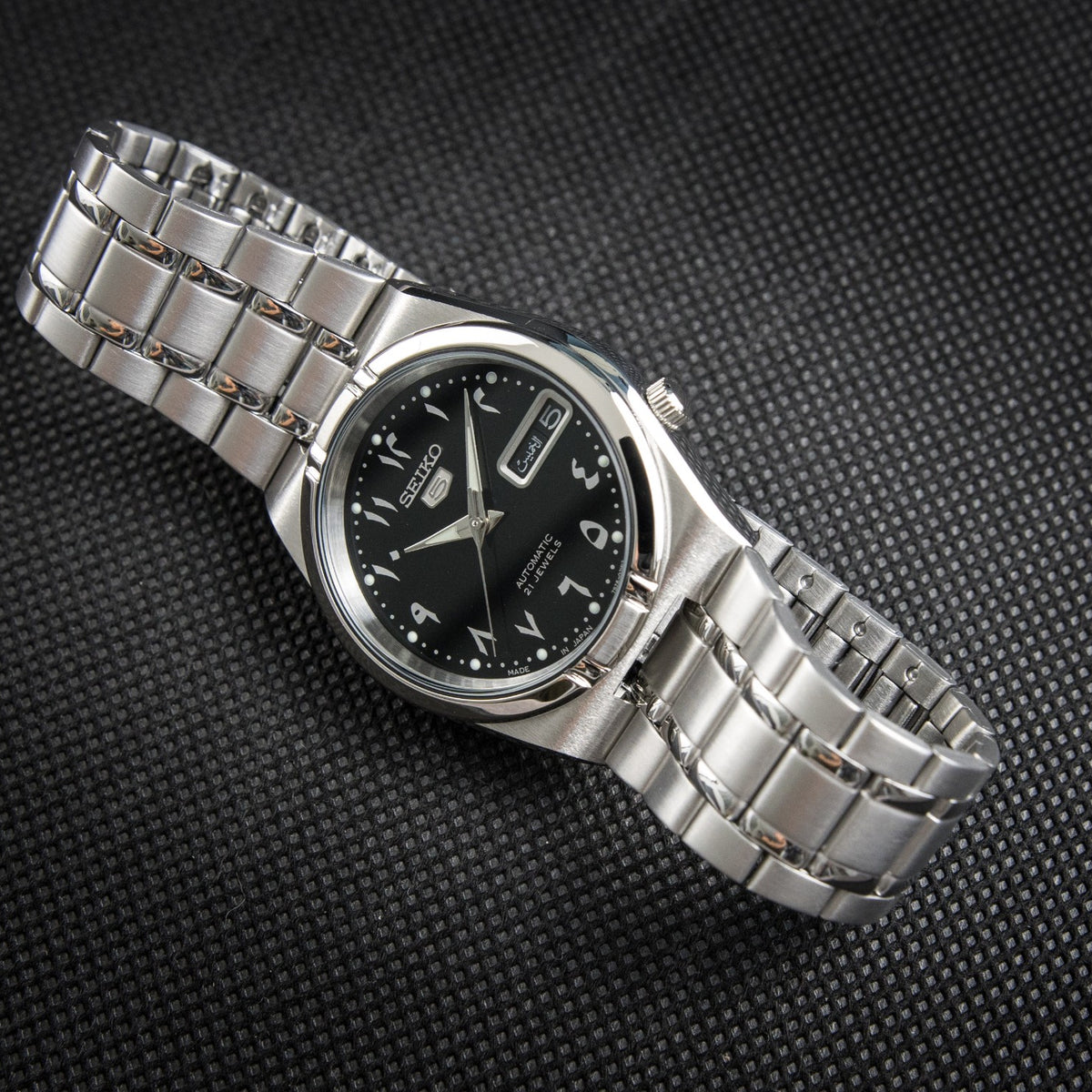 Seiko Arabic Dial SNK063J5 34mm: everything you need to know about thi