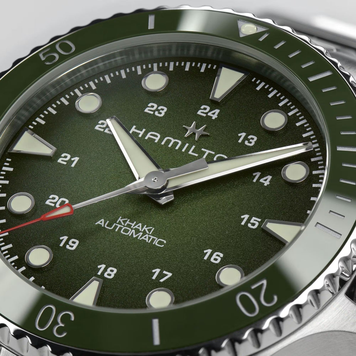 Hamilton Khaki Navy Scuba Automatic H82525160 Herrenuhr Grün