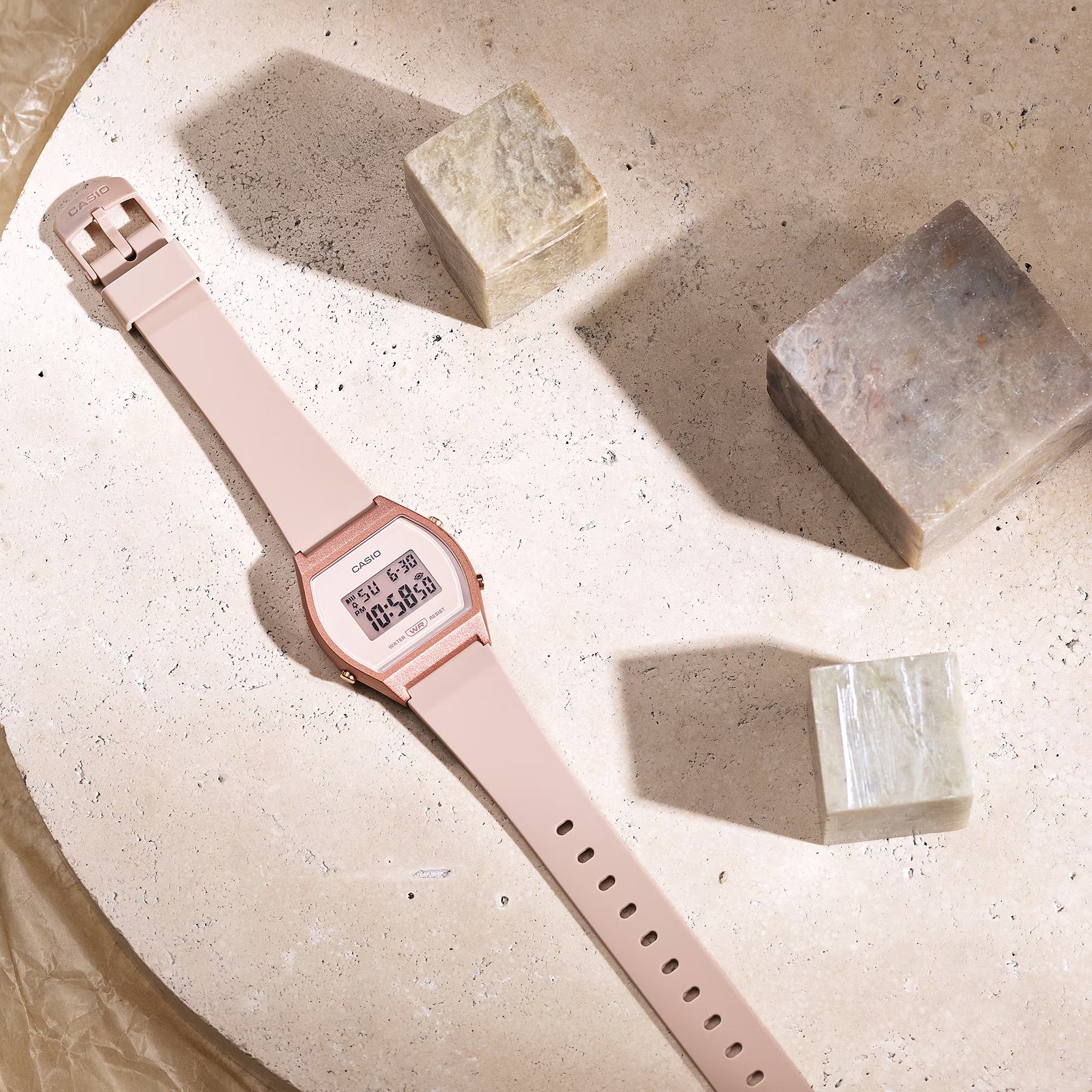 Casio Damenarmbanduhr LW-204-4A Quarz Digital Rosa
