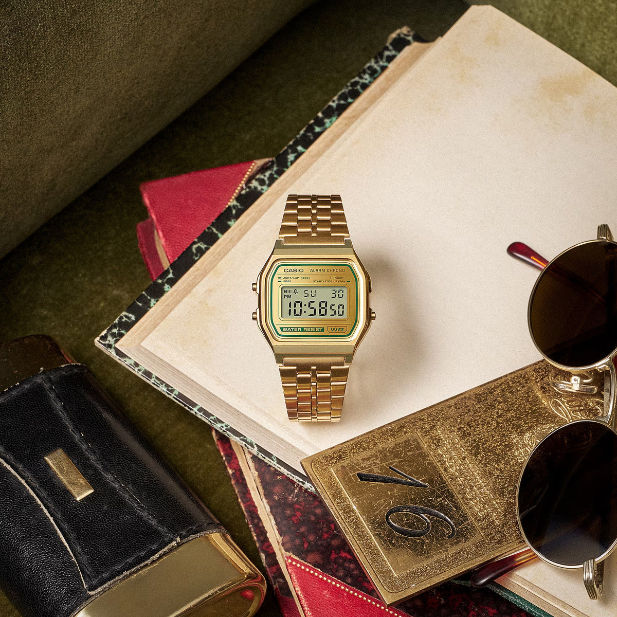 Montre Casio Vintage A158WEGV-9A Digitale Doré Vert Mixte
