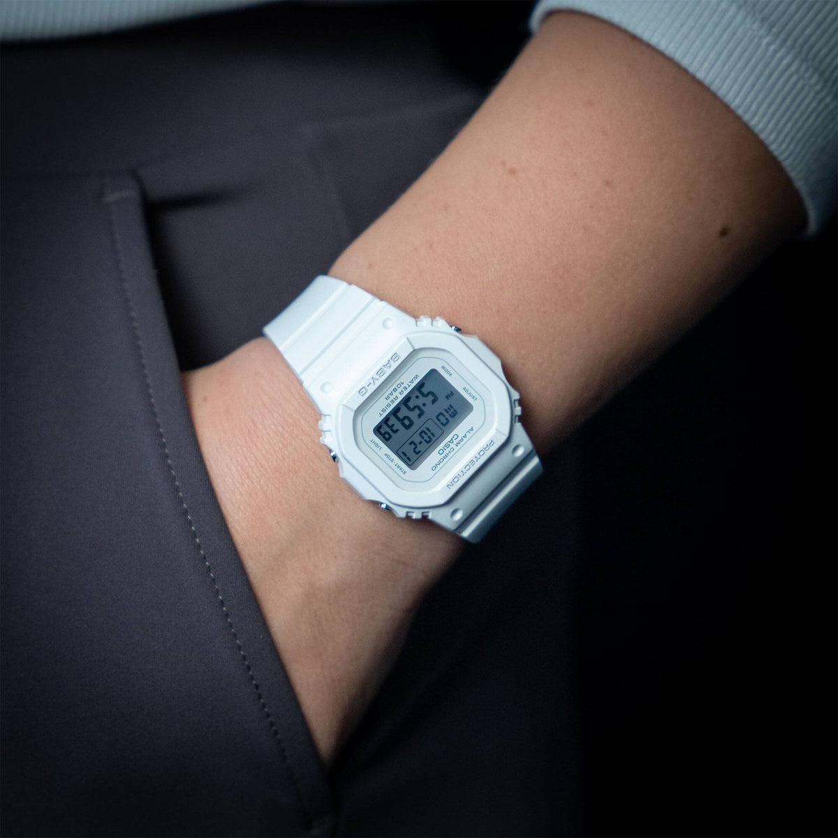 Casio Baby-G BGD-565U-7 Damenuhr Weiß