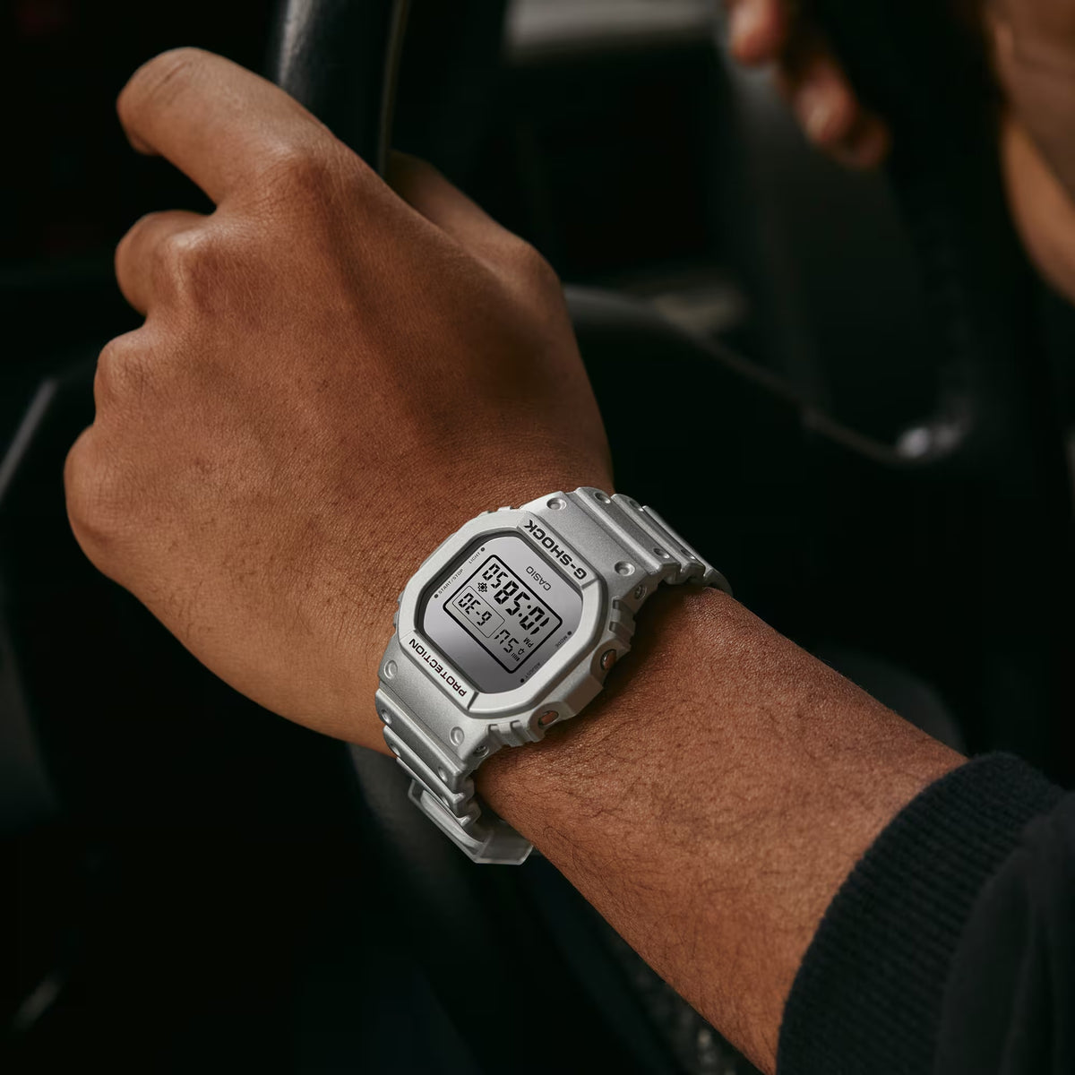 Casio G-Shock DW-5600FF-8 Herrenuhr Grau