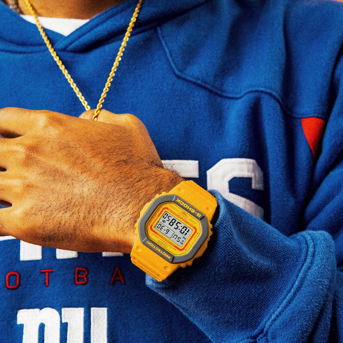 Casio G-Shock DW-5610Y-9 Herrenuhr Gelb Grau