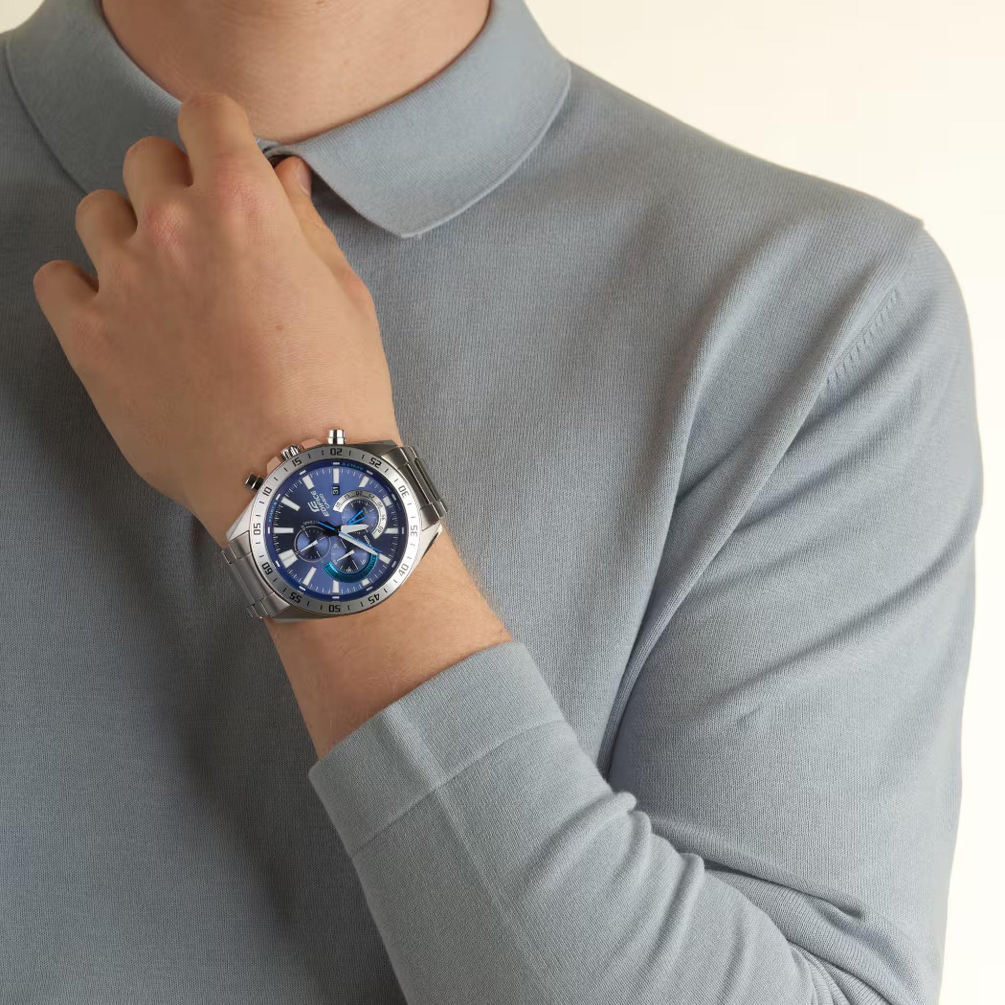 Casio Edifice EFV-620D-2A Herrenuhr Blau