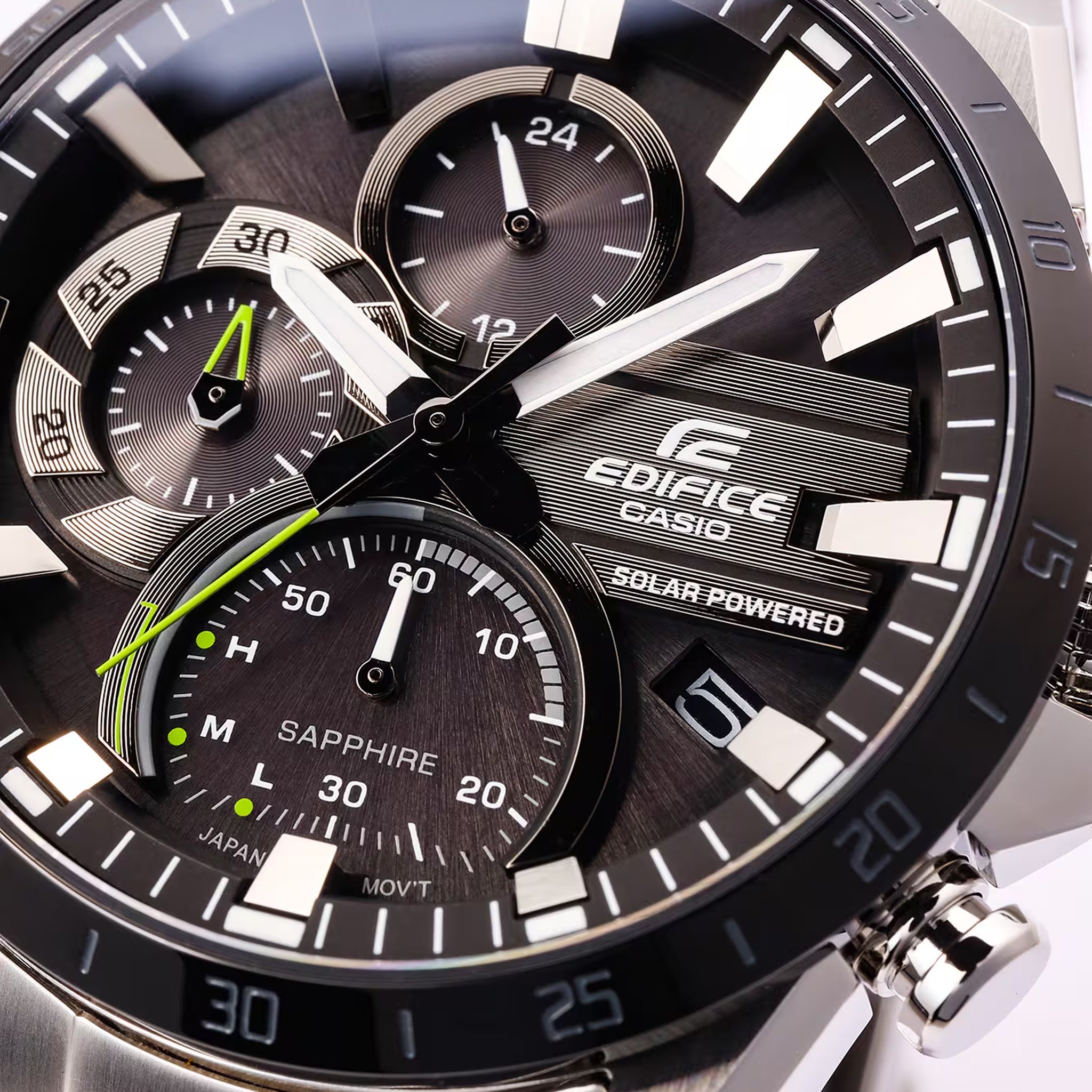 Casio Edifice EQS-940DB-1A Herrenuhr Silber Schwarz
