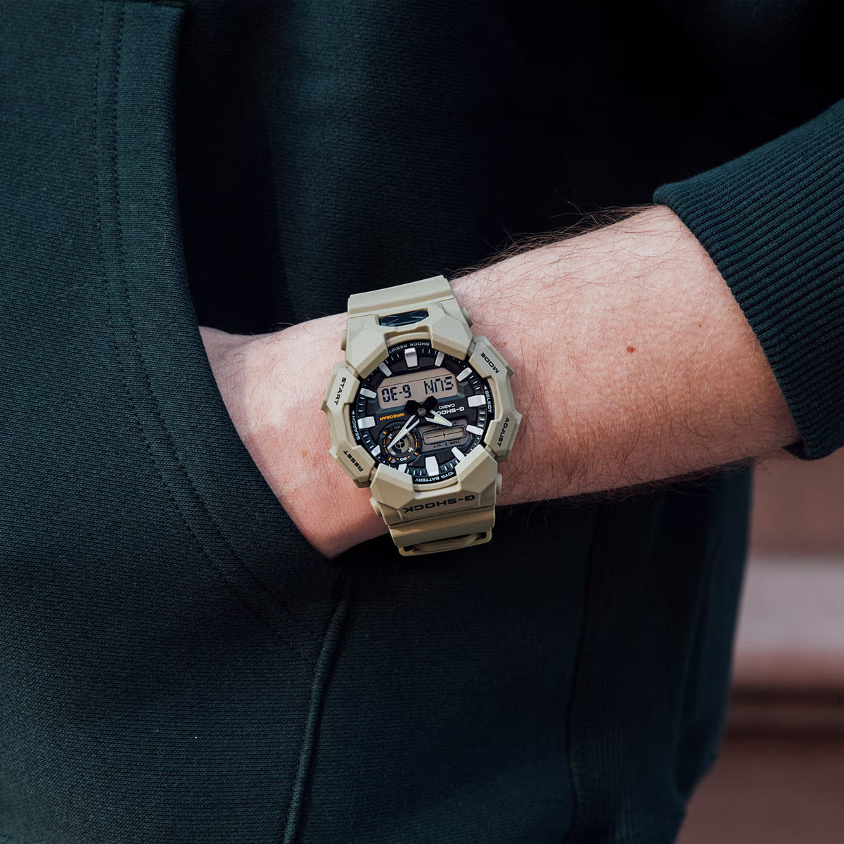Montre Casio G-Shock GA-010-5A Homme Beige