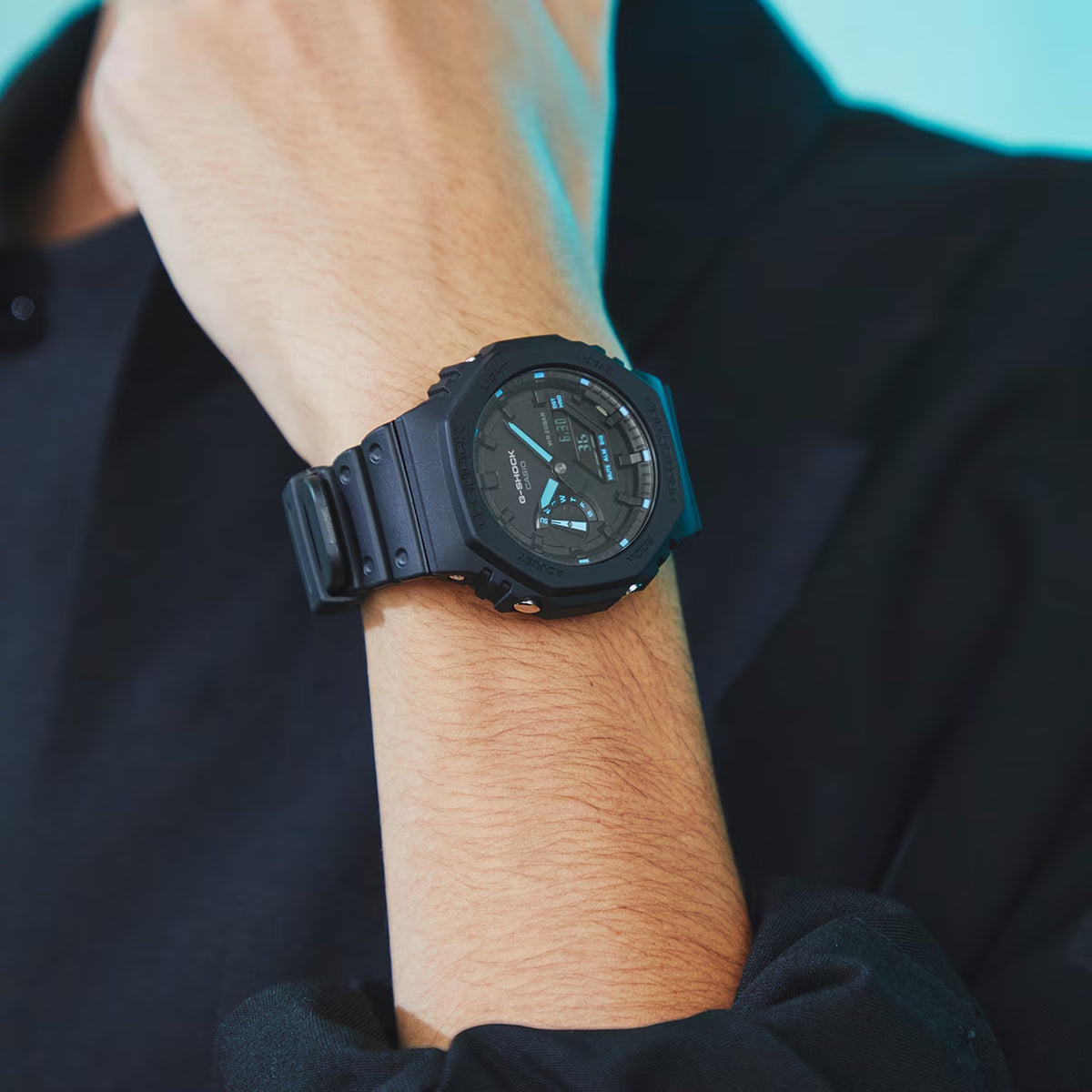 Casio G-Shock GA-2100-1A2 Herrenuhr Schwarz Blau