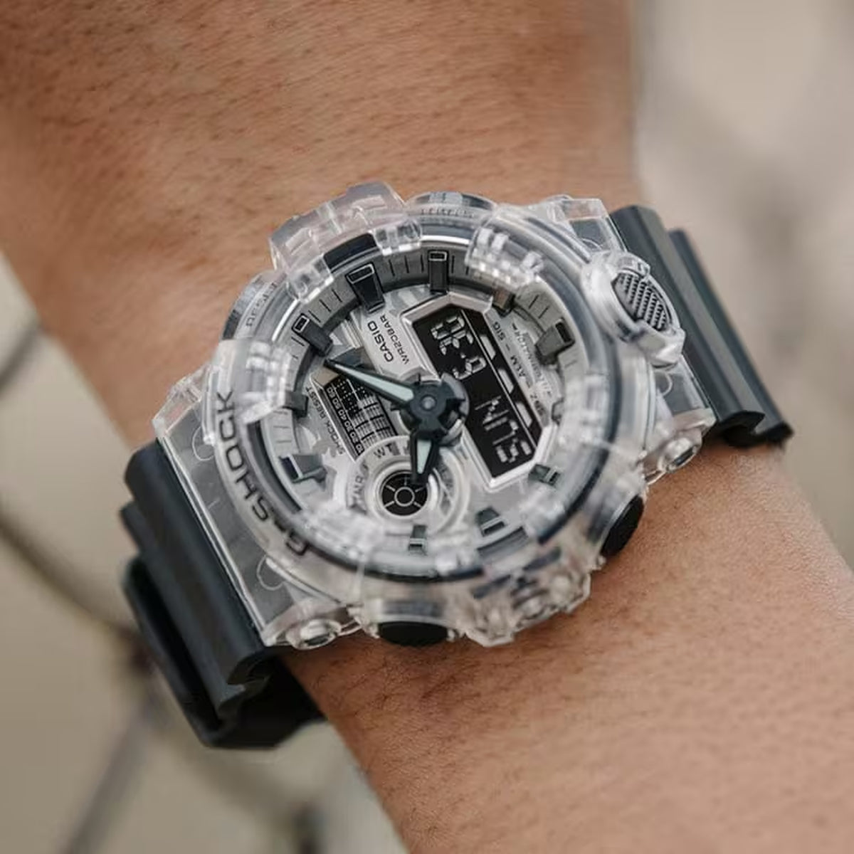 Casio G-Shock GA-700SKC-1A Herrenuhr Transparent Schwarz