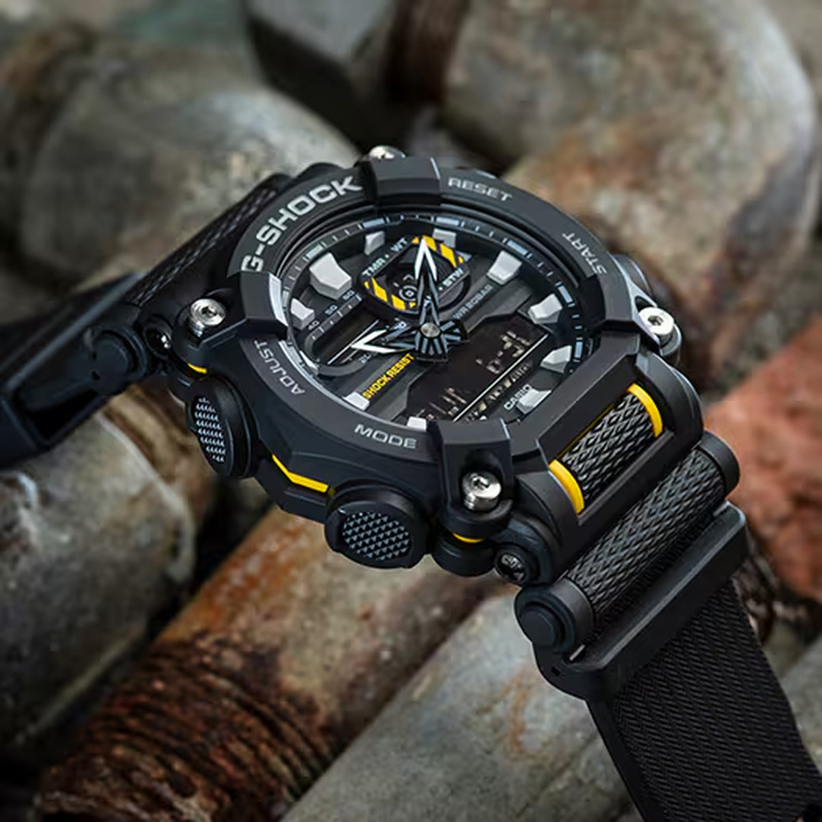 Casio G-Shock GA-900-1A Herrenuhr Schwarz