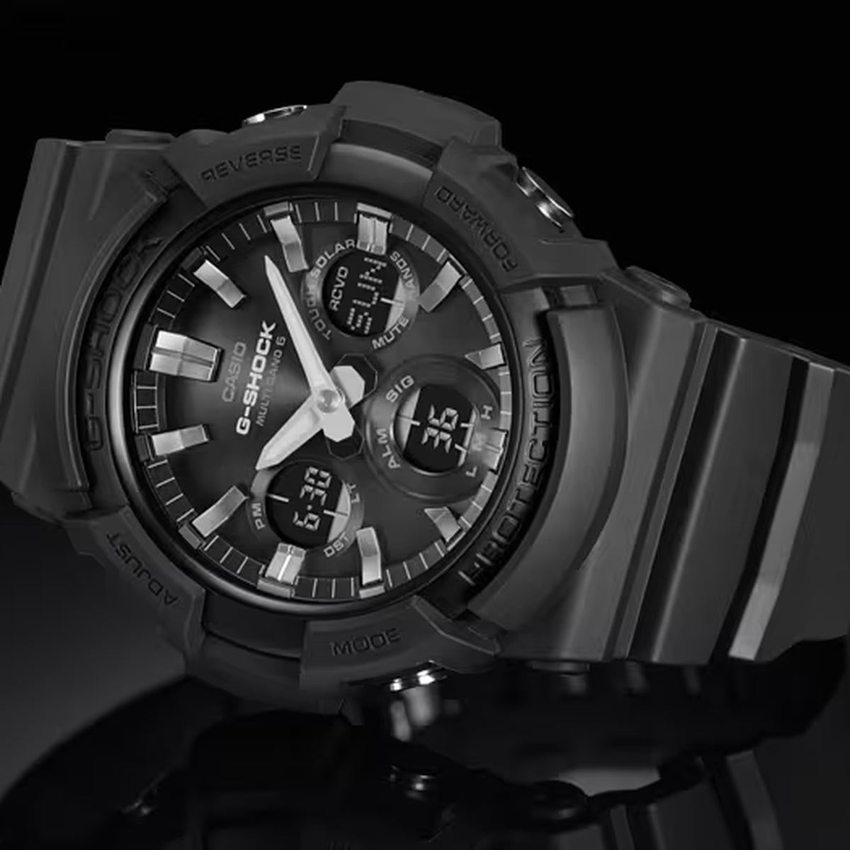 Montre Casio G-Shock GAW-100B-1A Analogique / Digitale Solaire Radio-piloté Noir Homme