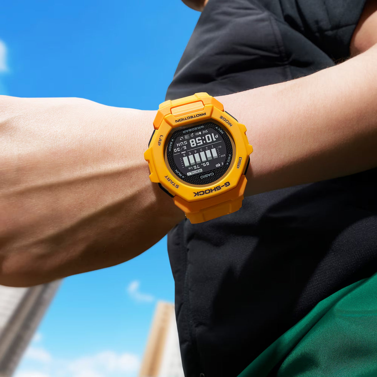 Casio G-Shock GBD-300-9 Herrenuhr Gelb