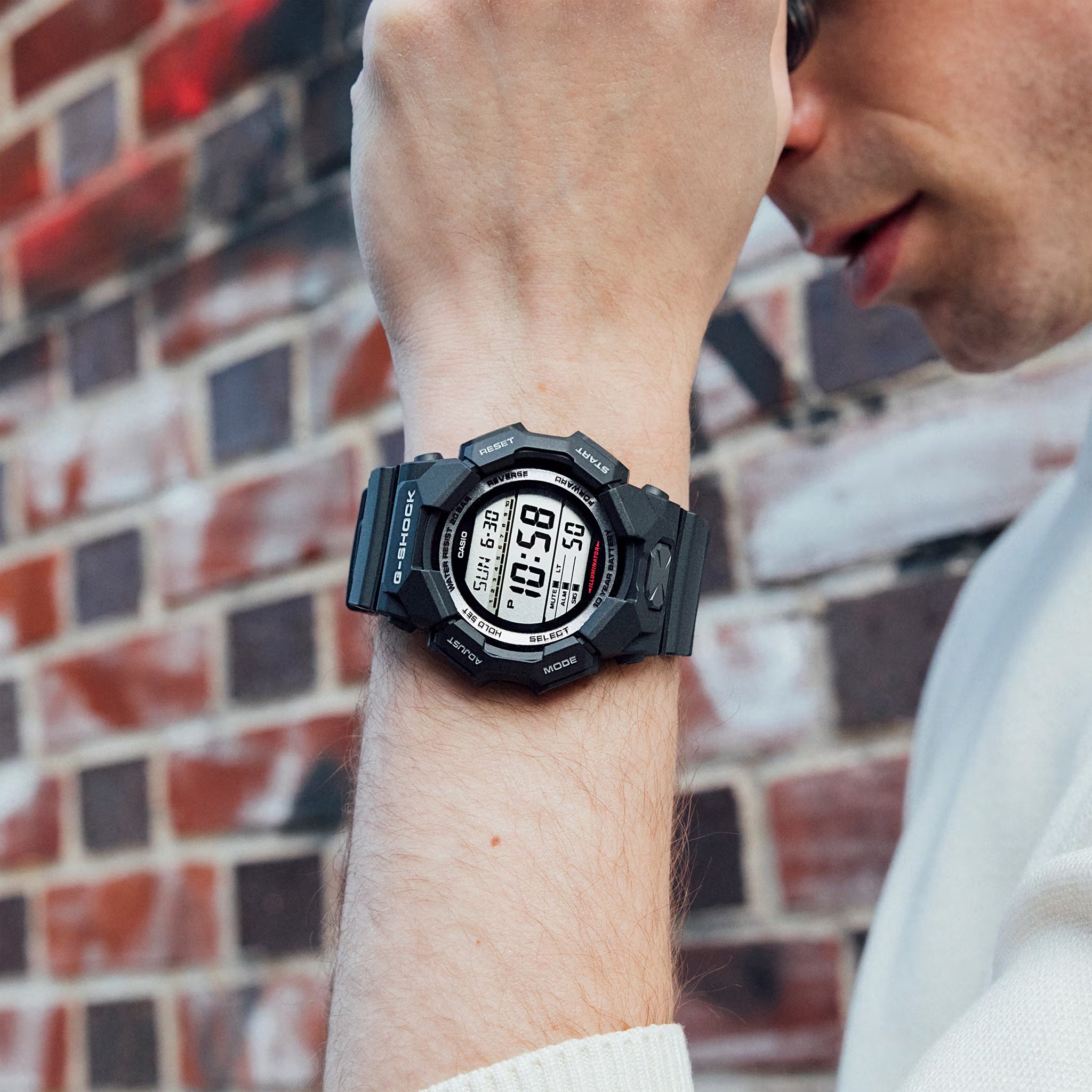 Casio G-Shock GD-010-1 Herrenuhr Schwarz