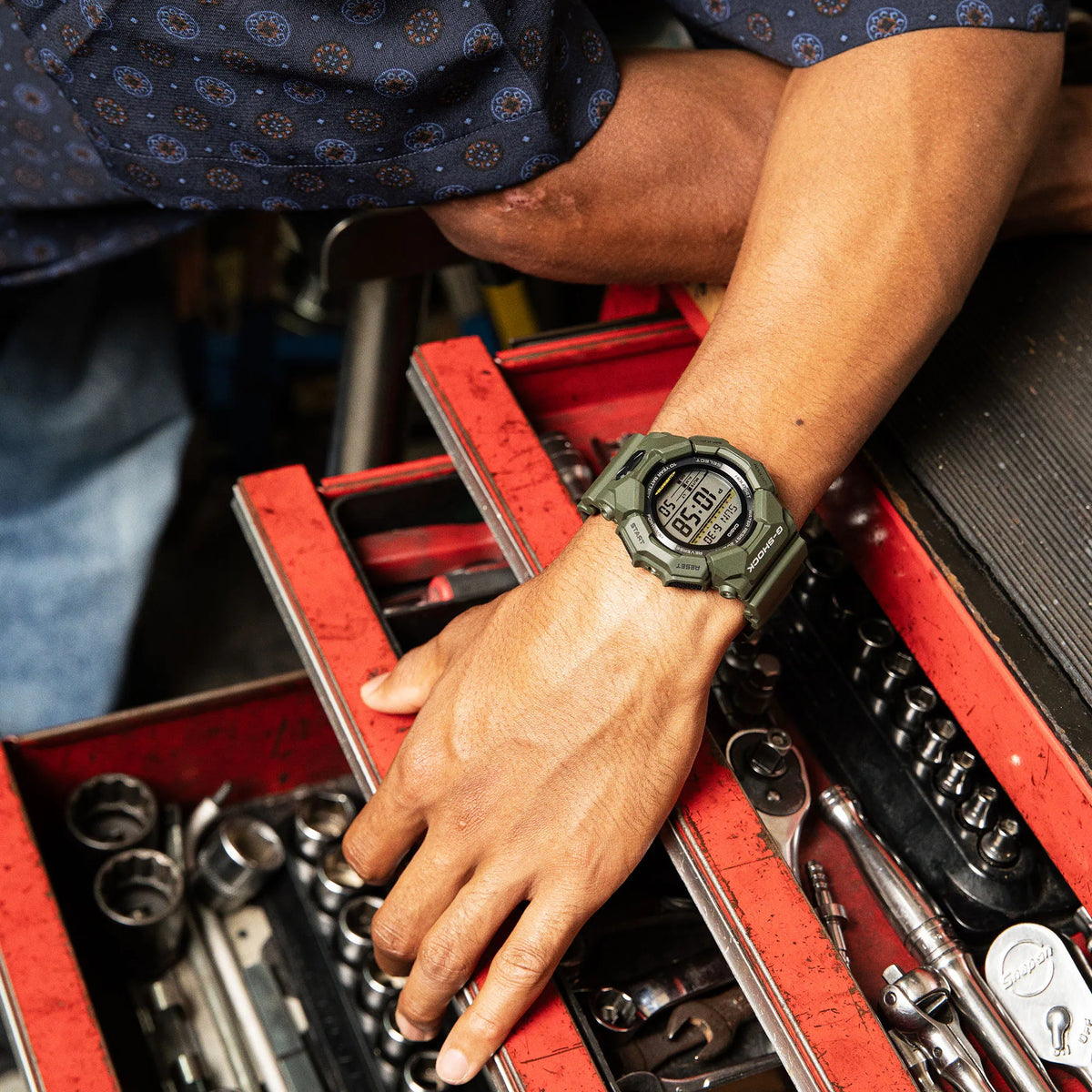 Casio G-Shock GD-010-3 Herrenuhr Grün