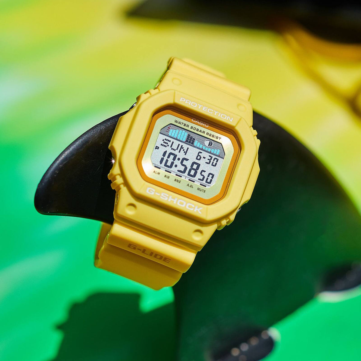 Casio G-Shock GLX-5600RT-9 Herrenuhr Gelb