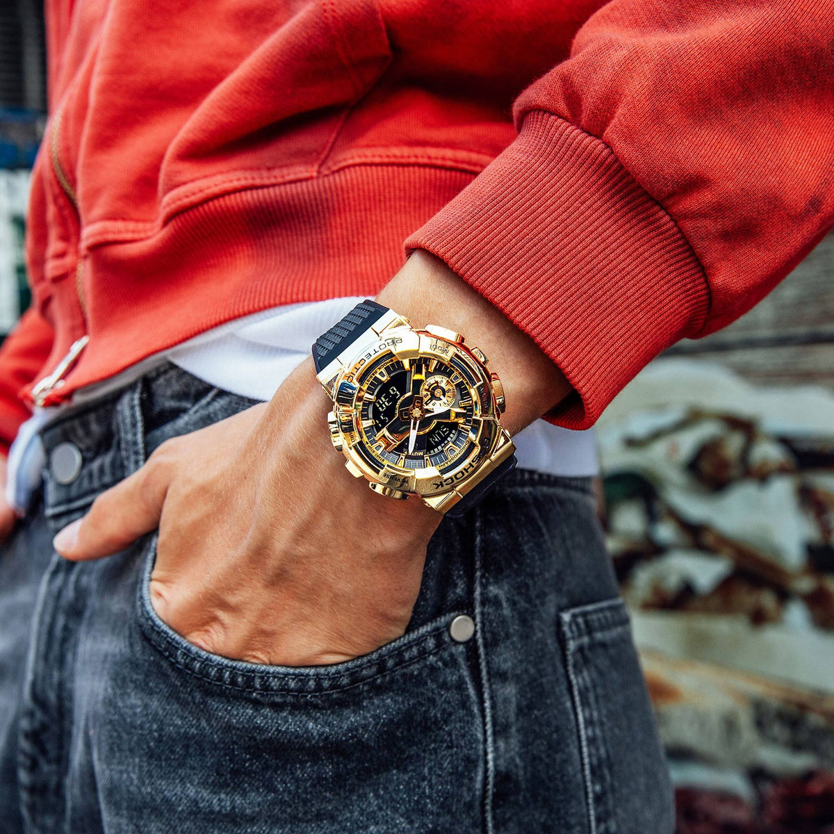 Casio G-Shock GM-110G-1A9 Herrenuhr Schwarz Gold