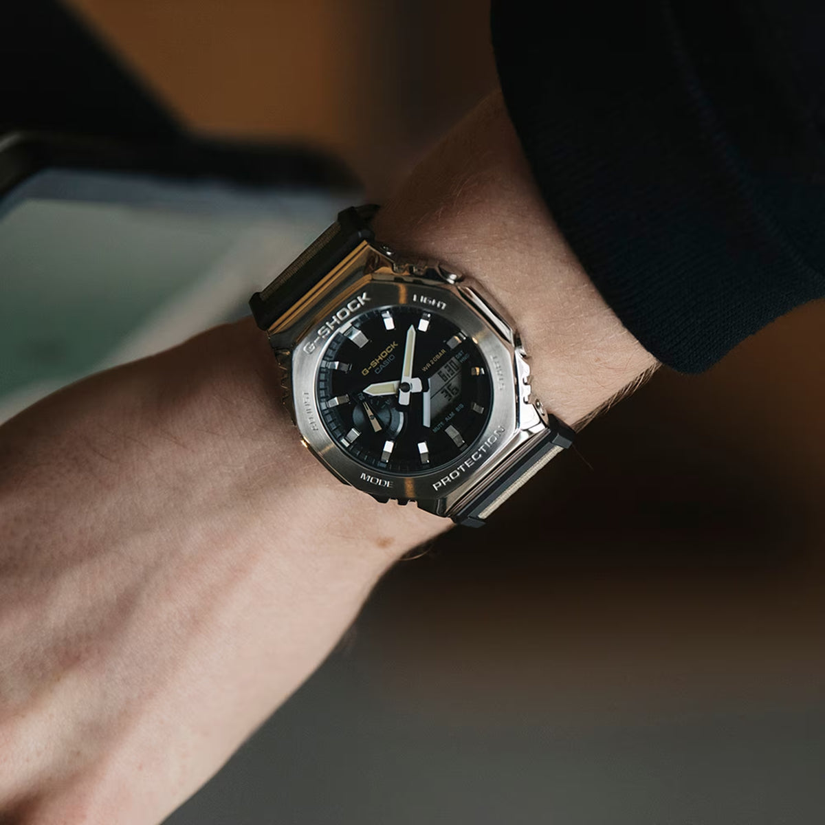 Casio G-Shock GM-2100C-5A Herrenuhr Silber NATO