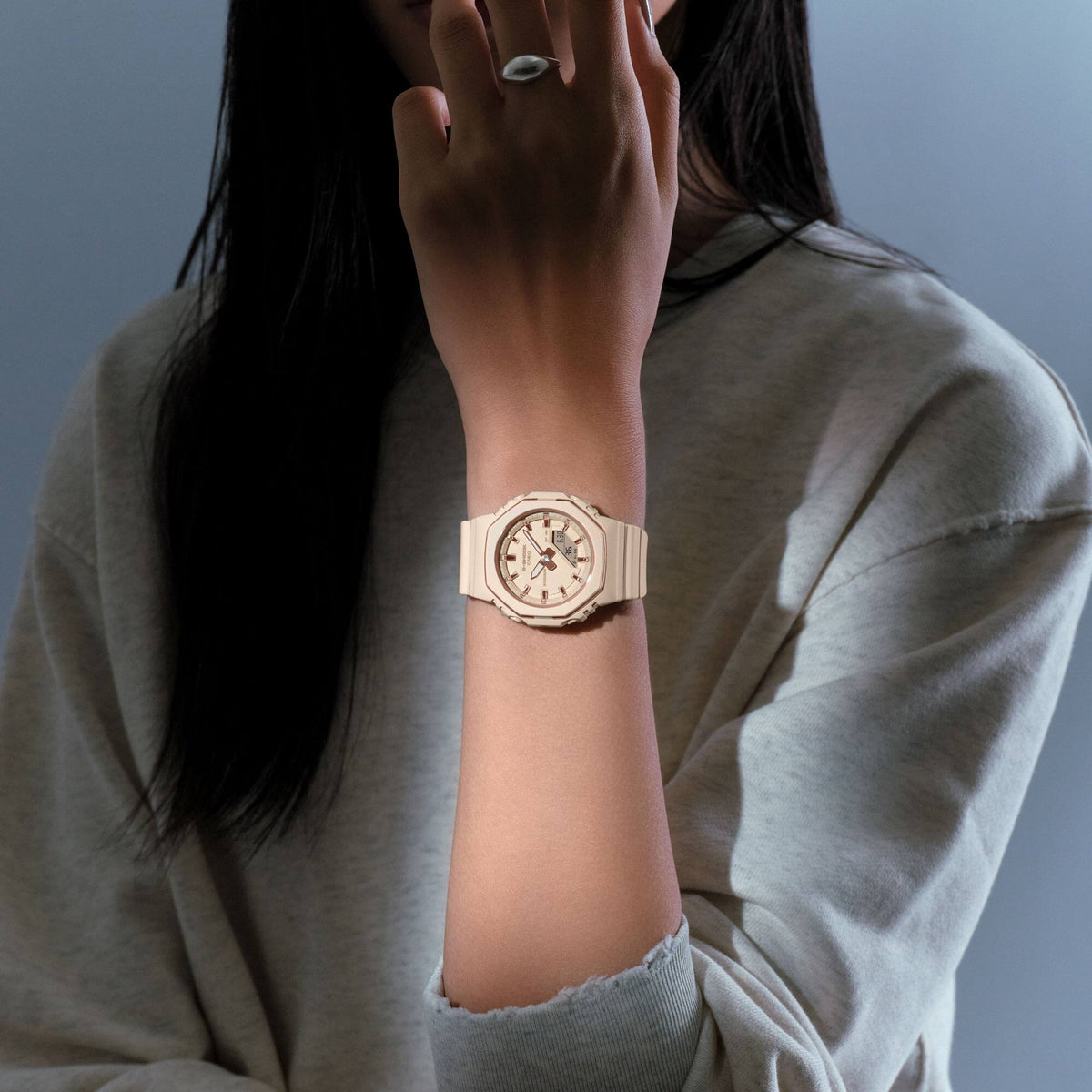 Casio G-Shock GMA-P2110-4A Damen-Uhr Beige Roségold