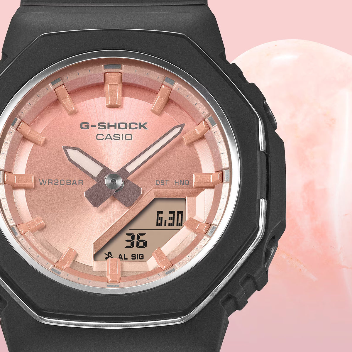 Casio G-Shock GMA-P2110SC-4A Damenuhr Schwarz Roségold