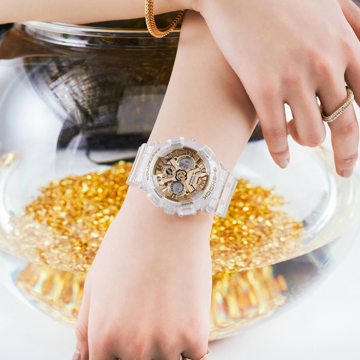Casio G-Shock Damenuhr GMA-S120SG-7A Transparent Gold