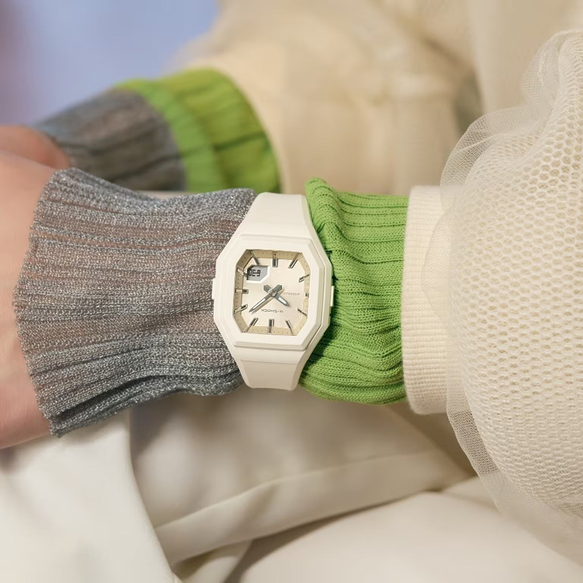 Montre Casio G-Shock GMA-S160-7A Analogique / Digitale Blanc Femme