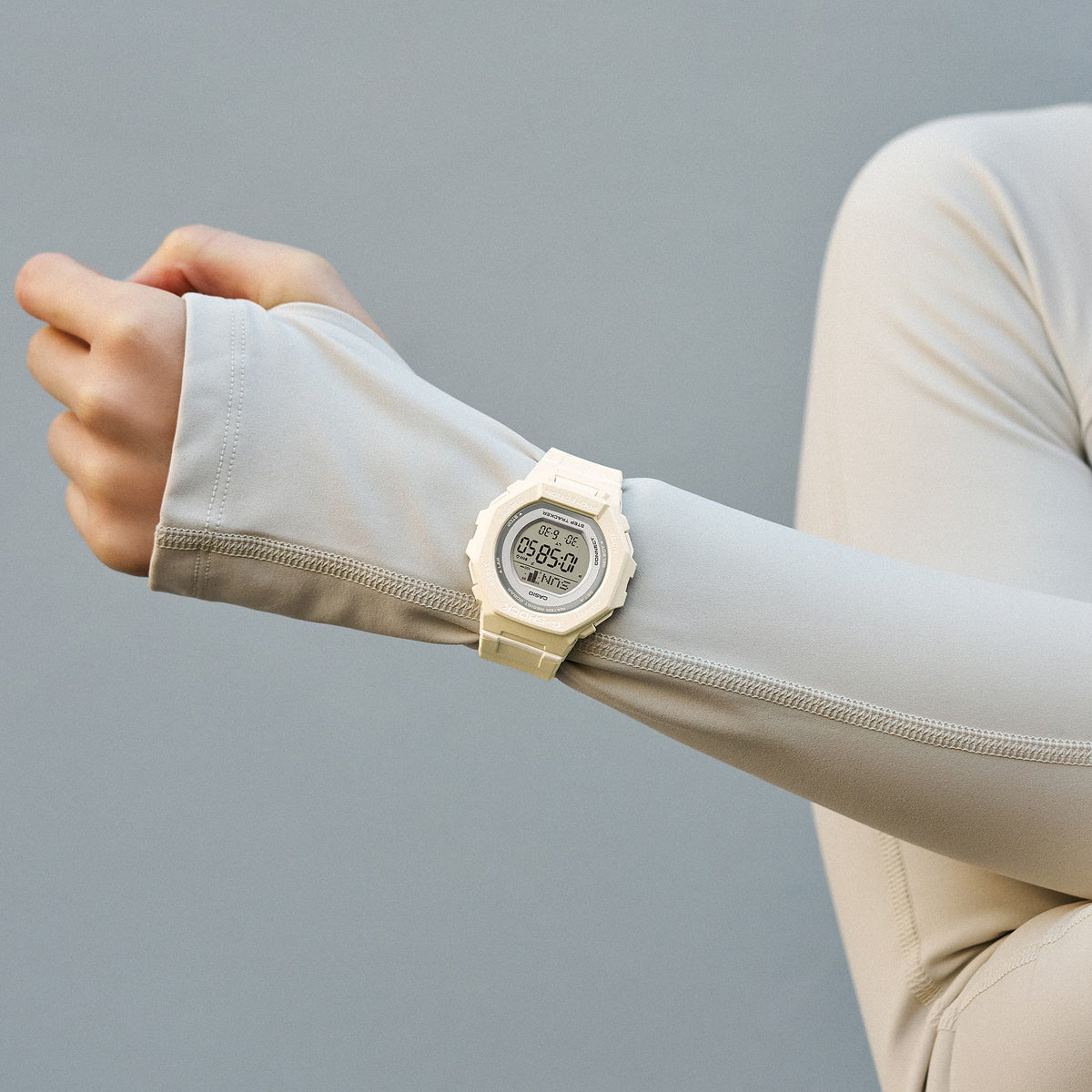 Casio G-Shock GMD-B300-7 Damenuhr Weiß