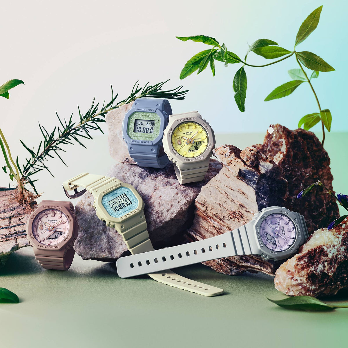 Casio G-Shock GMD-S5600NC-9 Damenuhr Beige Blau