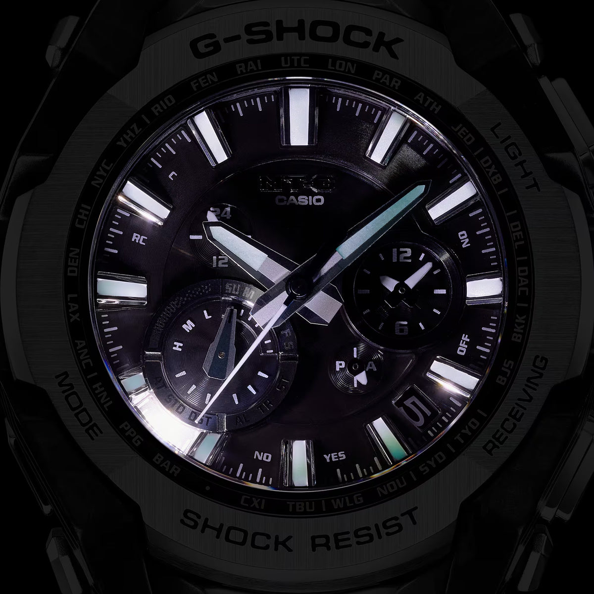 Casio G-Shock MTG-B4000-1A Solaruhr Funkgesteuert