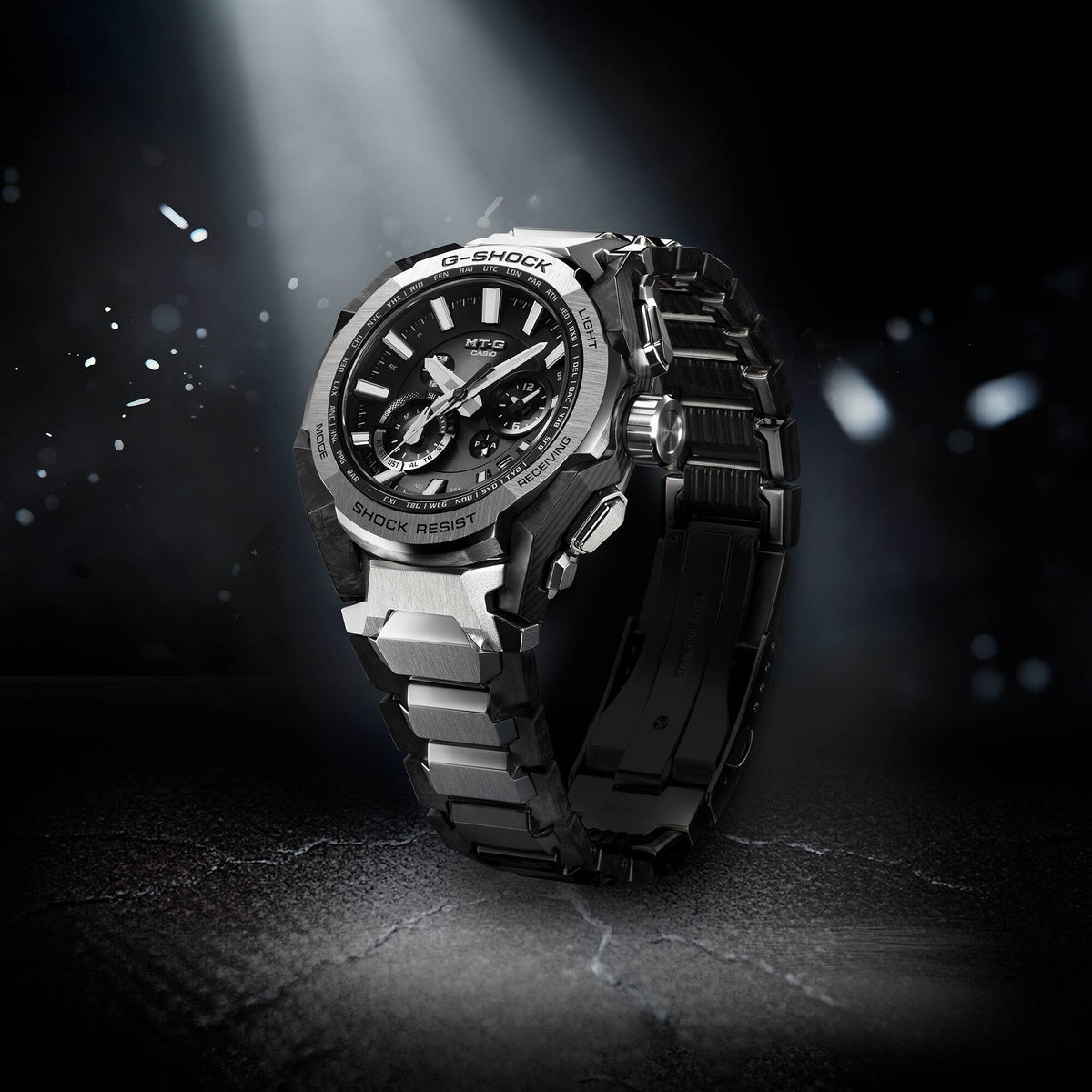 Casio G-Shock MTG-B4000D-1A Solar Funkuhr