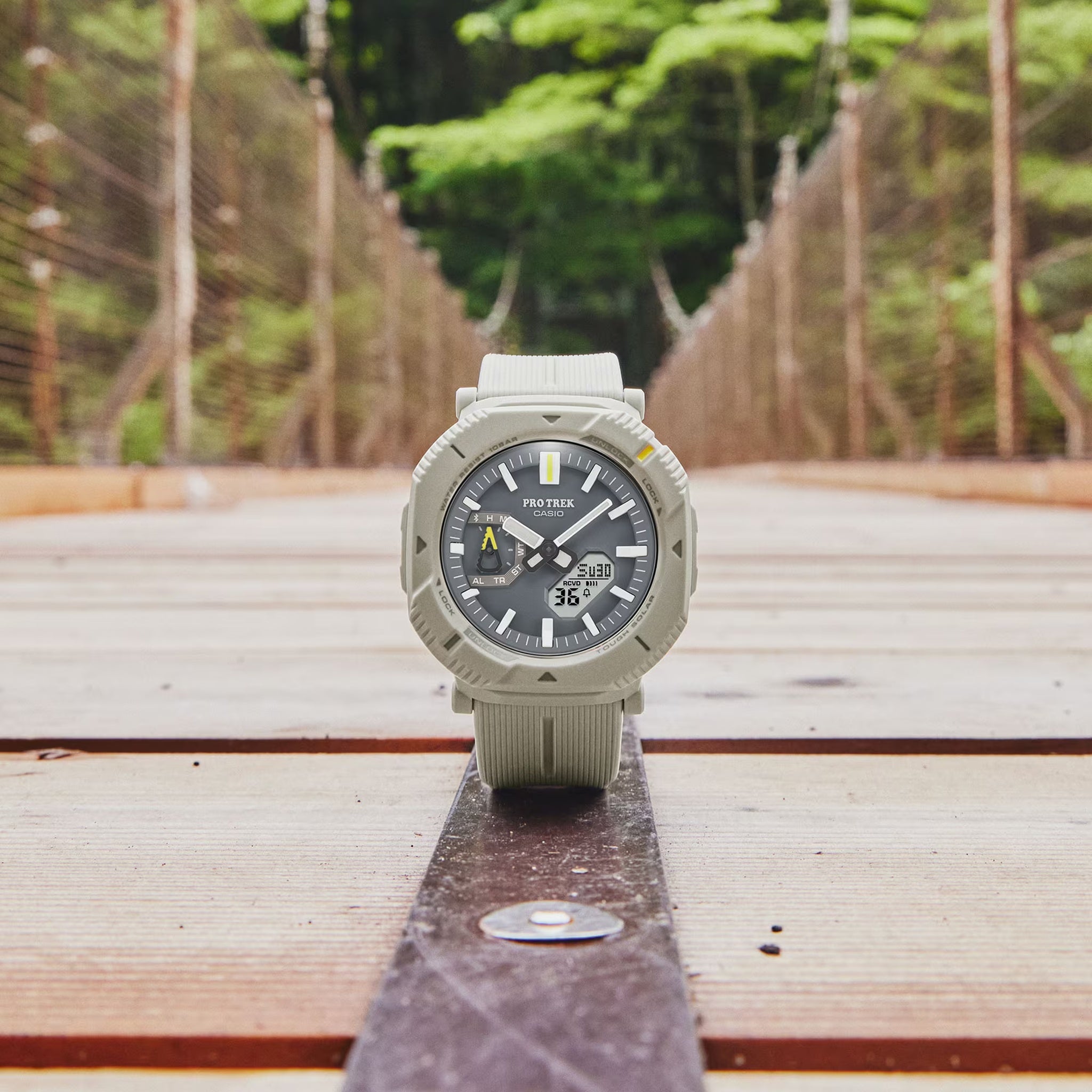Casio Pro Trek PRJ-B001-7 Men's Watch Grey