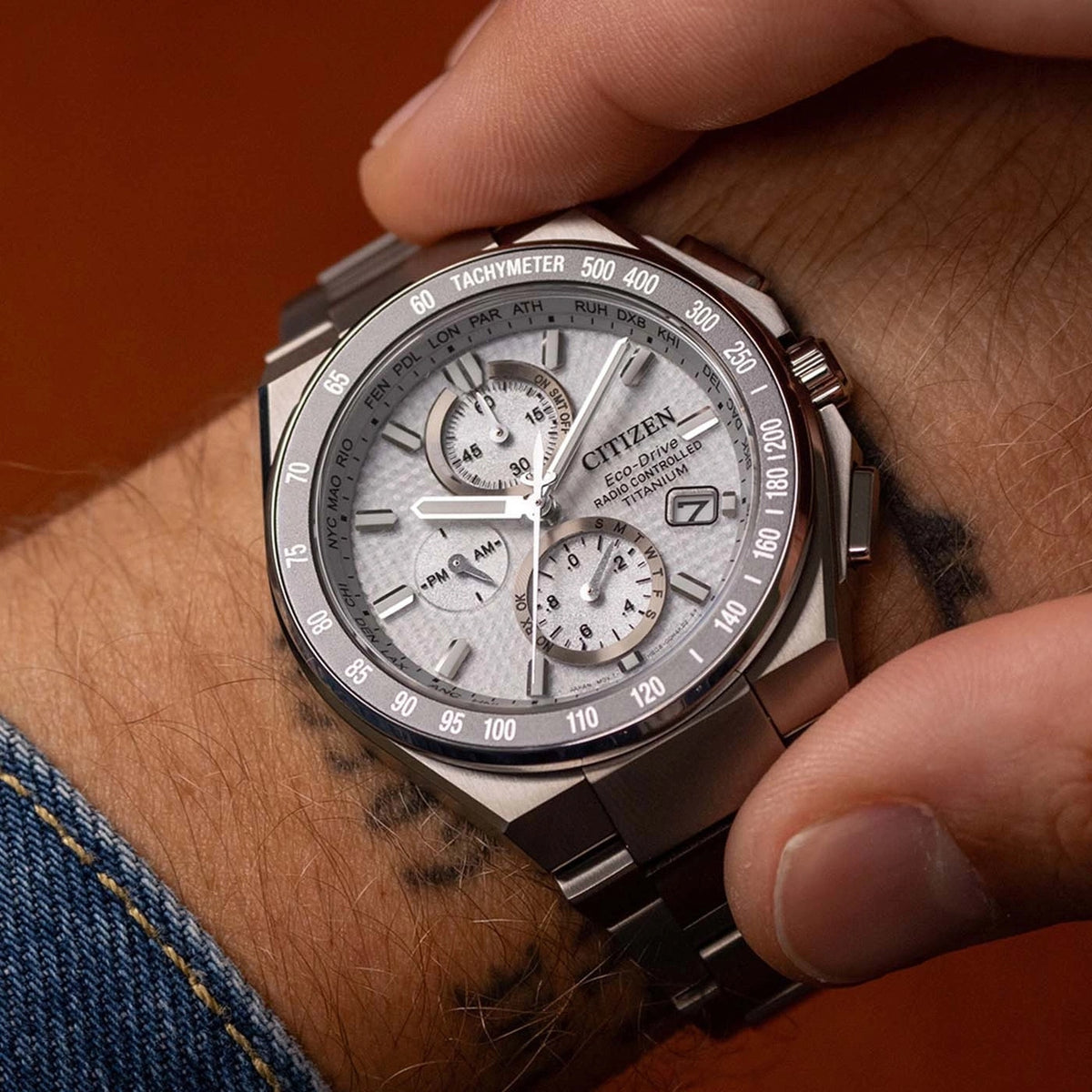 Montre Citizen AT8391-52H Eco-Drive Radio-Contrôlé 40.5mm Super Titanium Blanc Homme