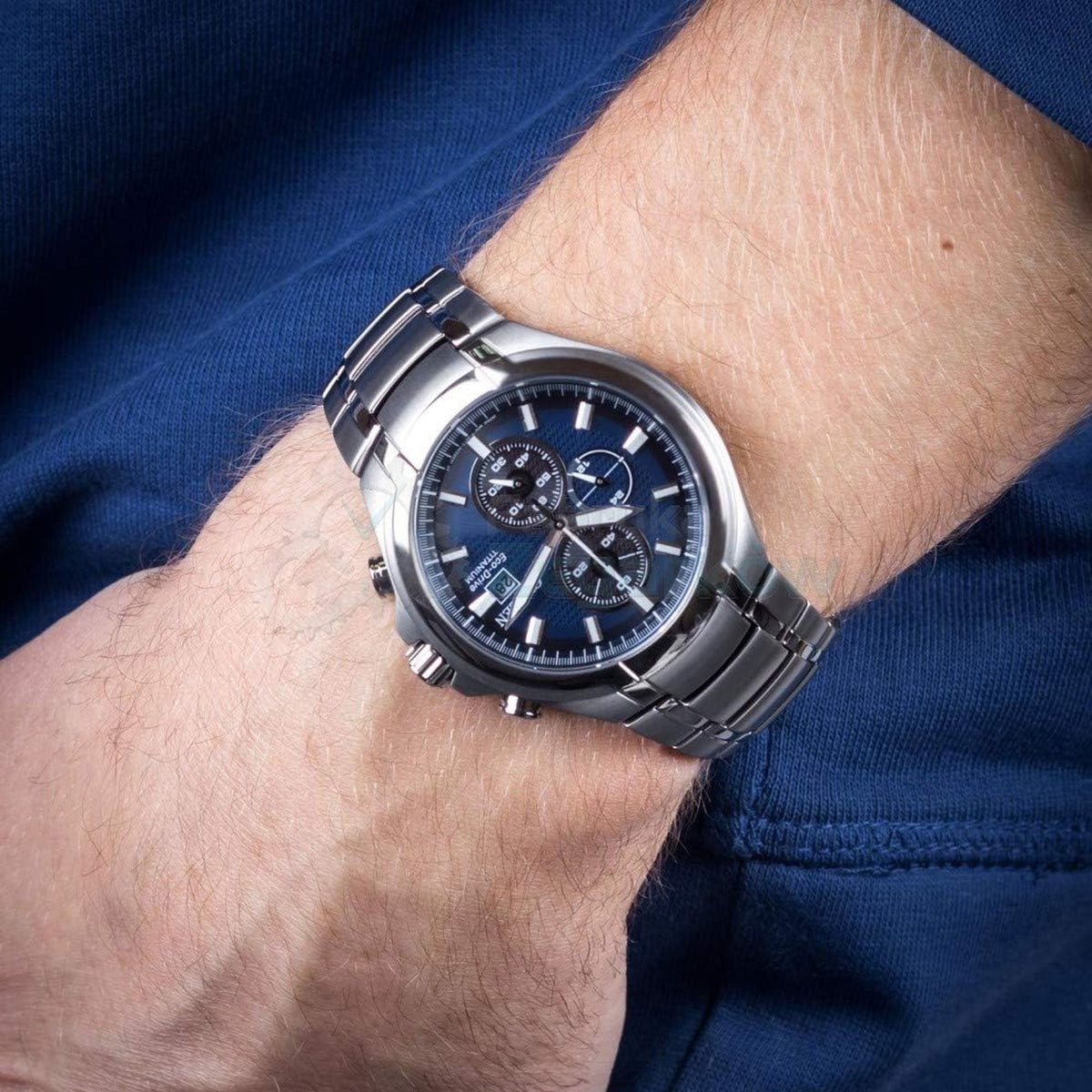 Montre Citizen CA0700-86L Chronographe Eco-Drive 43mm Super Titanium Bleu Homme