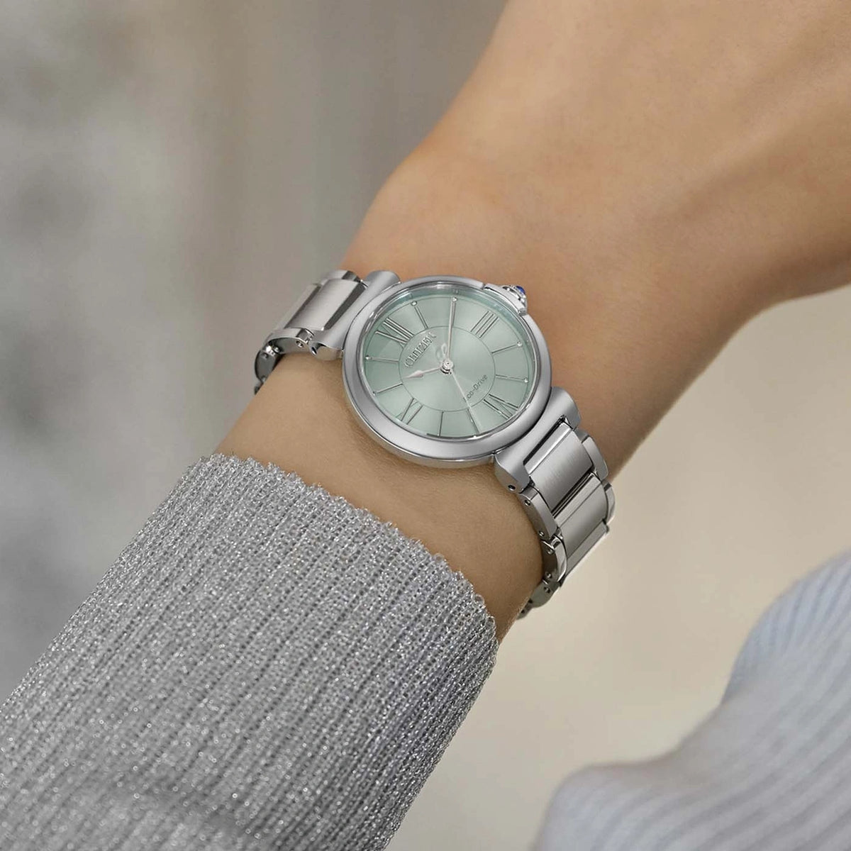 Citizen EM1070-83L Eco-Drive Damenuhr 29,5 mm Grün