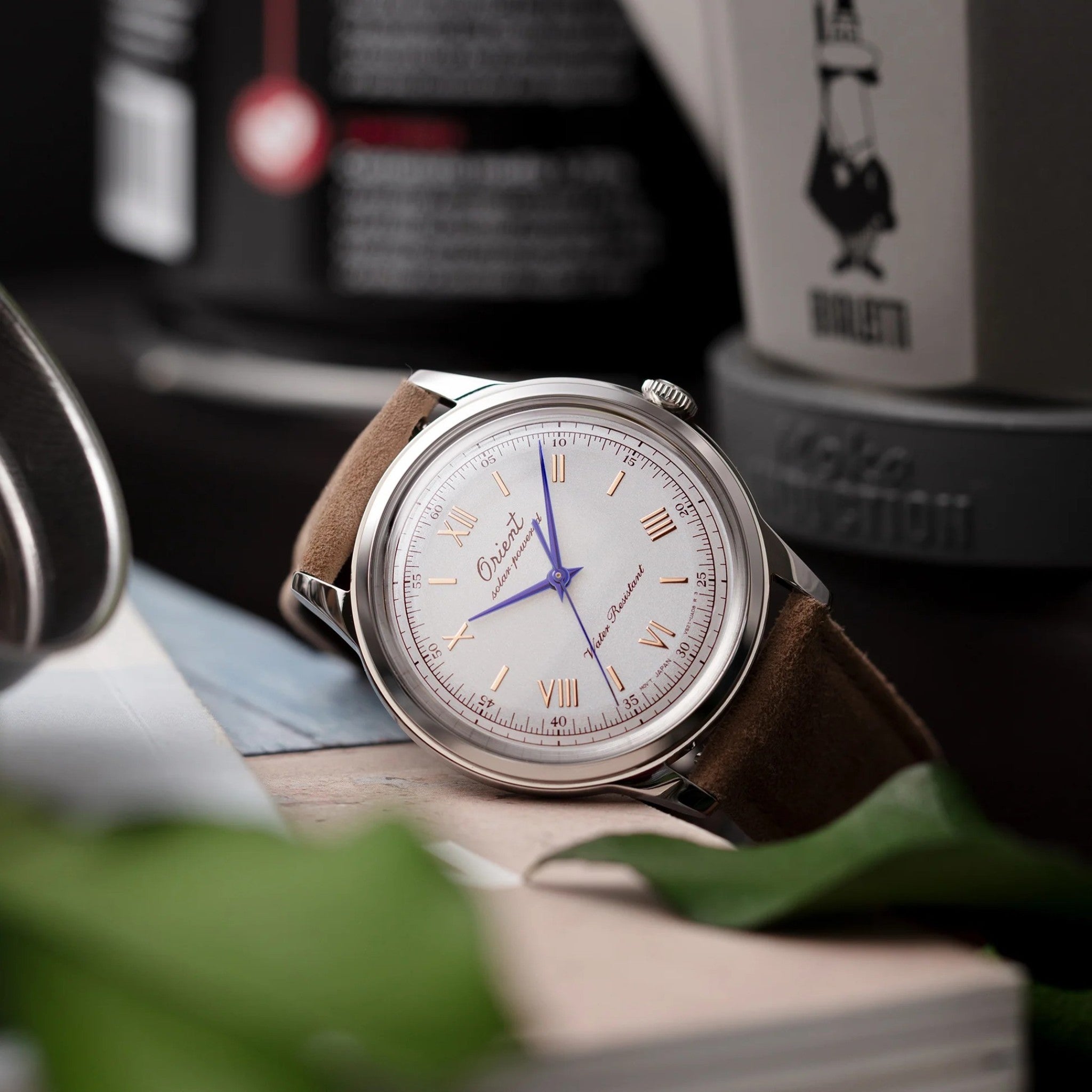 Montre Orient Bambino RA-WK0006S10B Quartz Solar Édition Limitée 75e Anniversaire Blanc