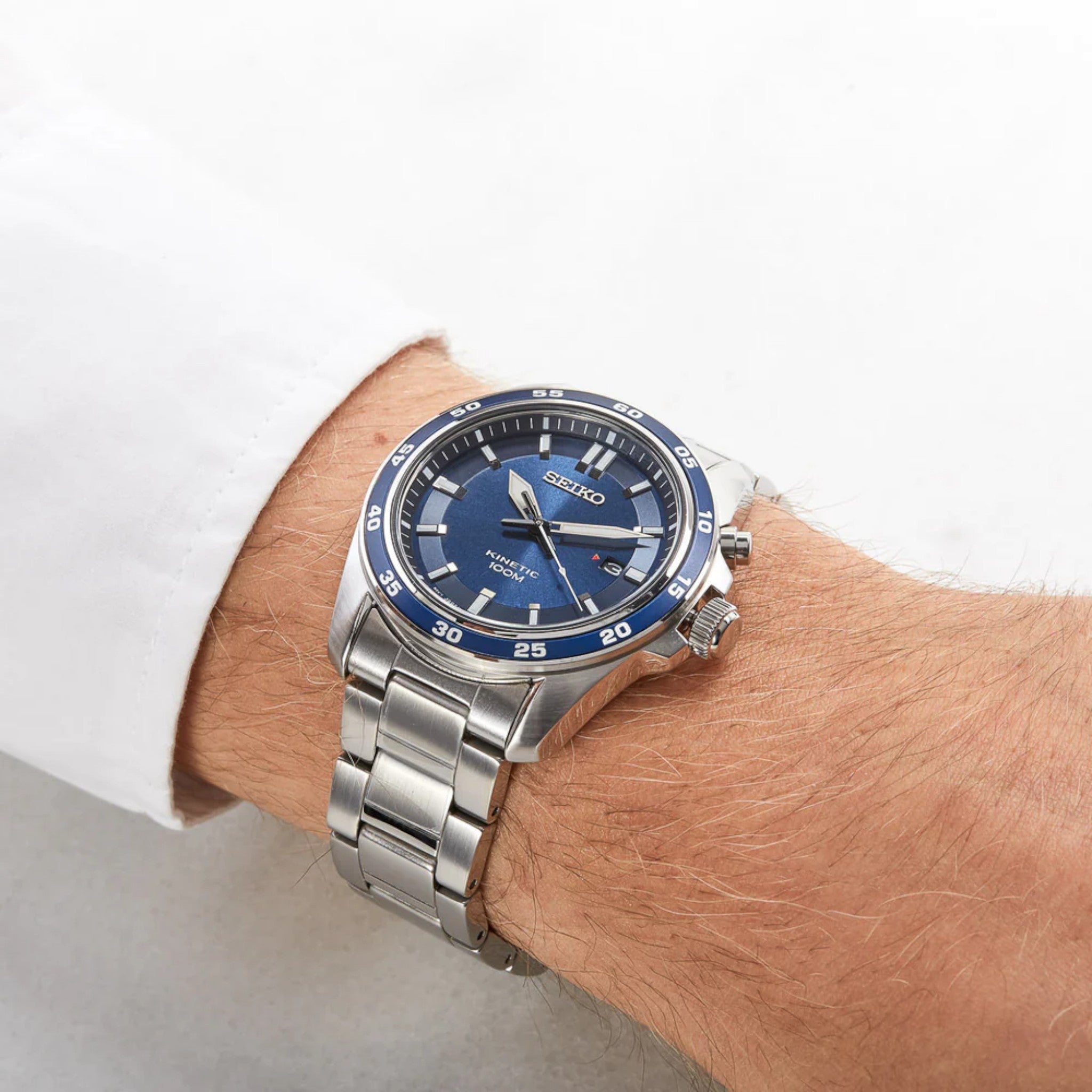 Montre Seiko Sports Kinetic Homme SKA783 Bleu