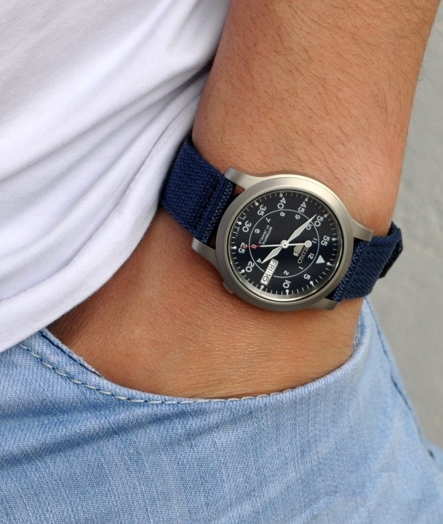 Seiko 5 Men's Automatic Watch SNK807K2 Blue Nylon Strap