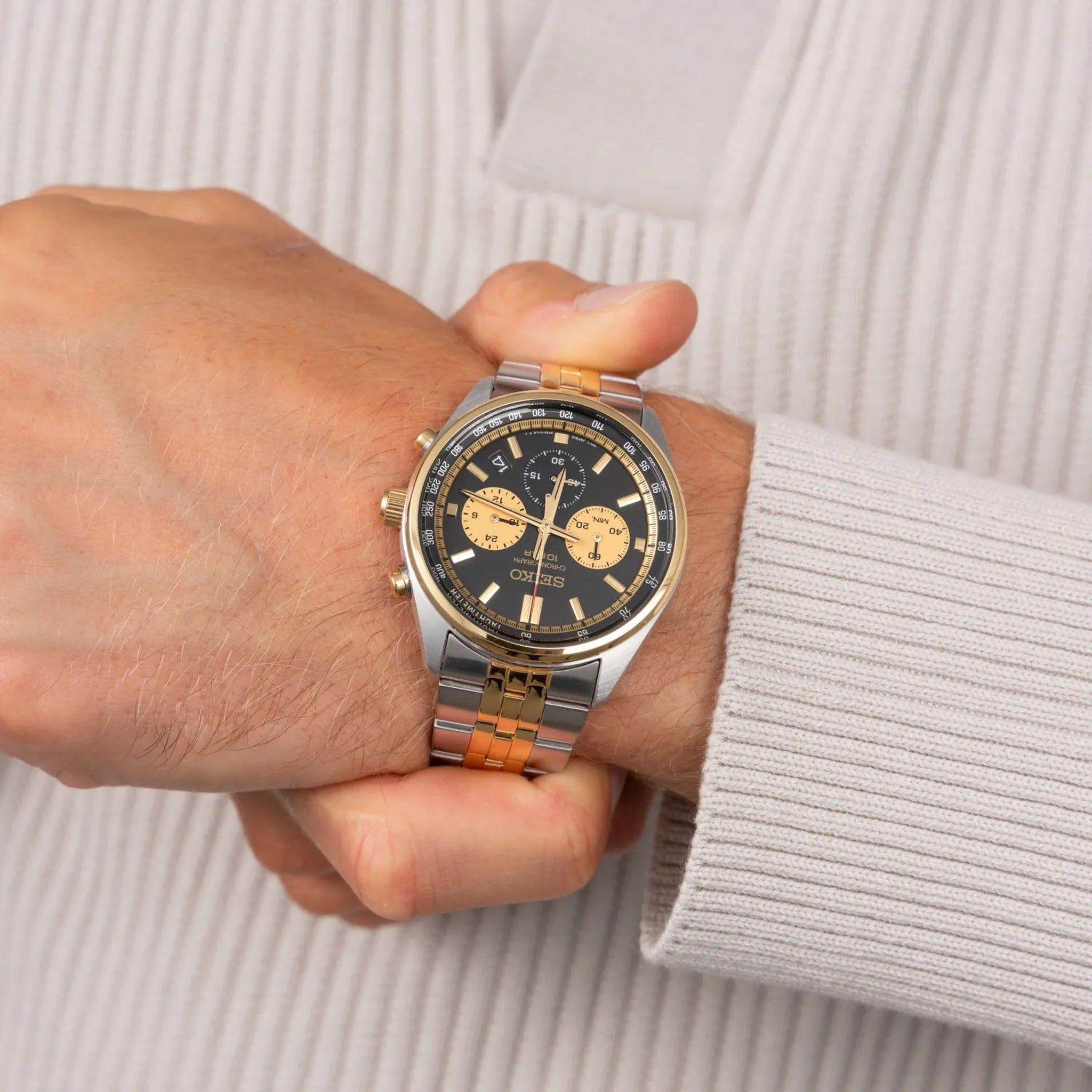 Seiko Herren-Chronograph-Sportuhr Quarz SSB430P1 Schwarz und Gold Edelstahl