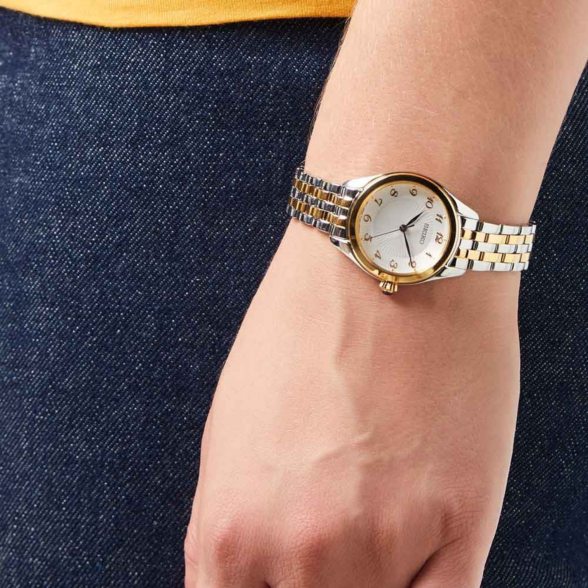 Seiko Round Quartz Women's Watch SUR380P1 Silver Gold