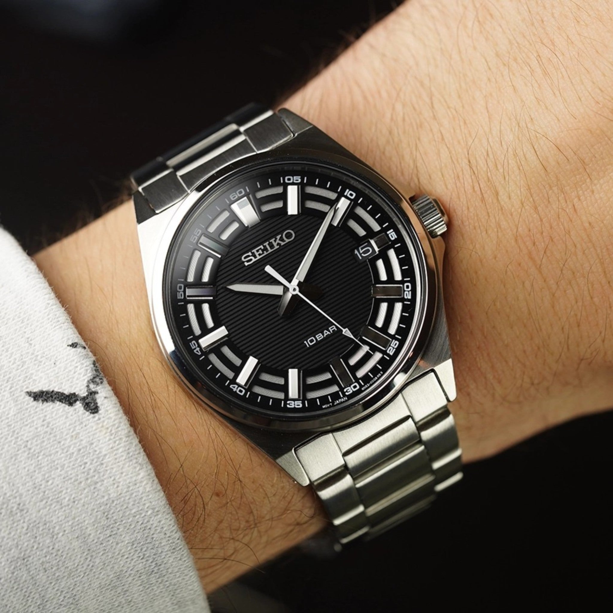 Montre Seiko Classic Homme SUR505P1 Noir Quartz