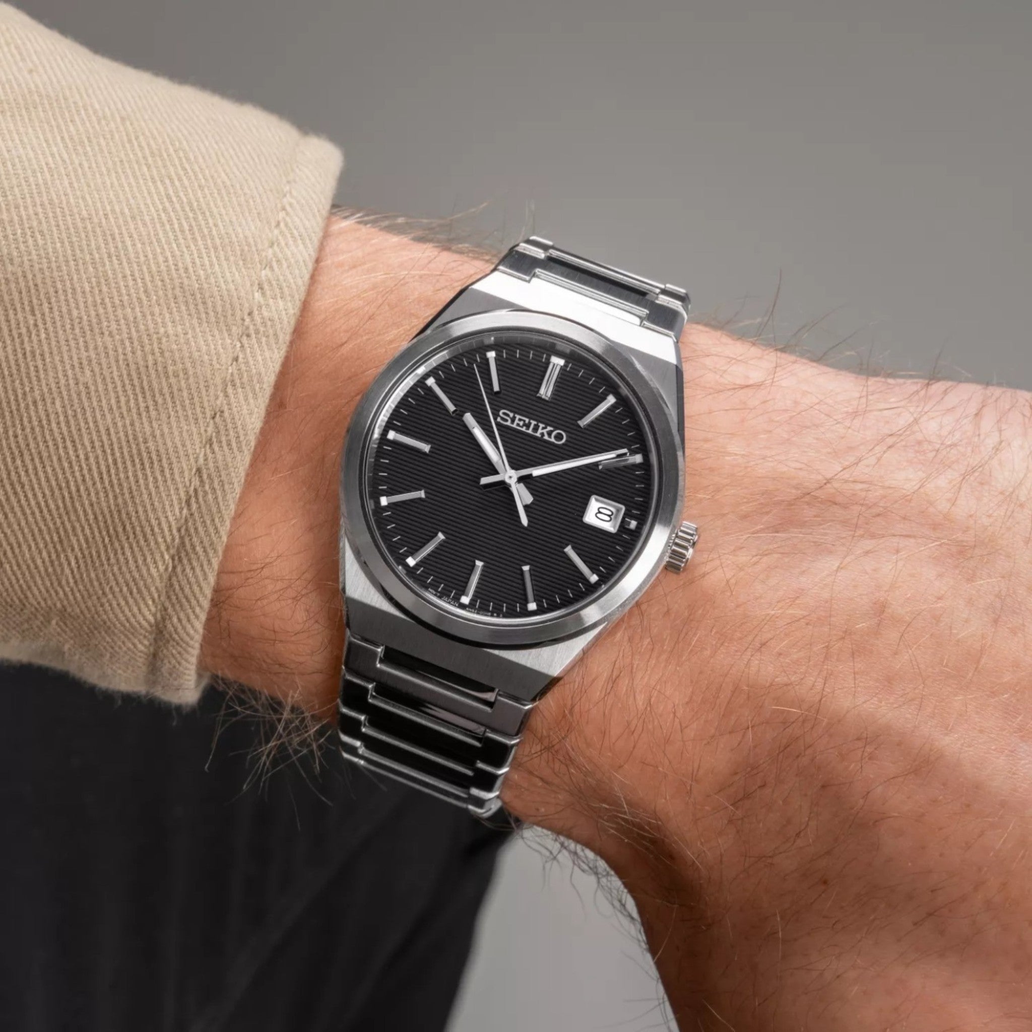 Montre Seiko Classic Homme SUR557P1 Noir Quartz