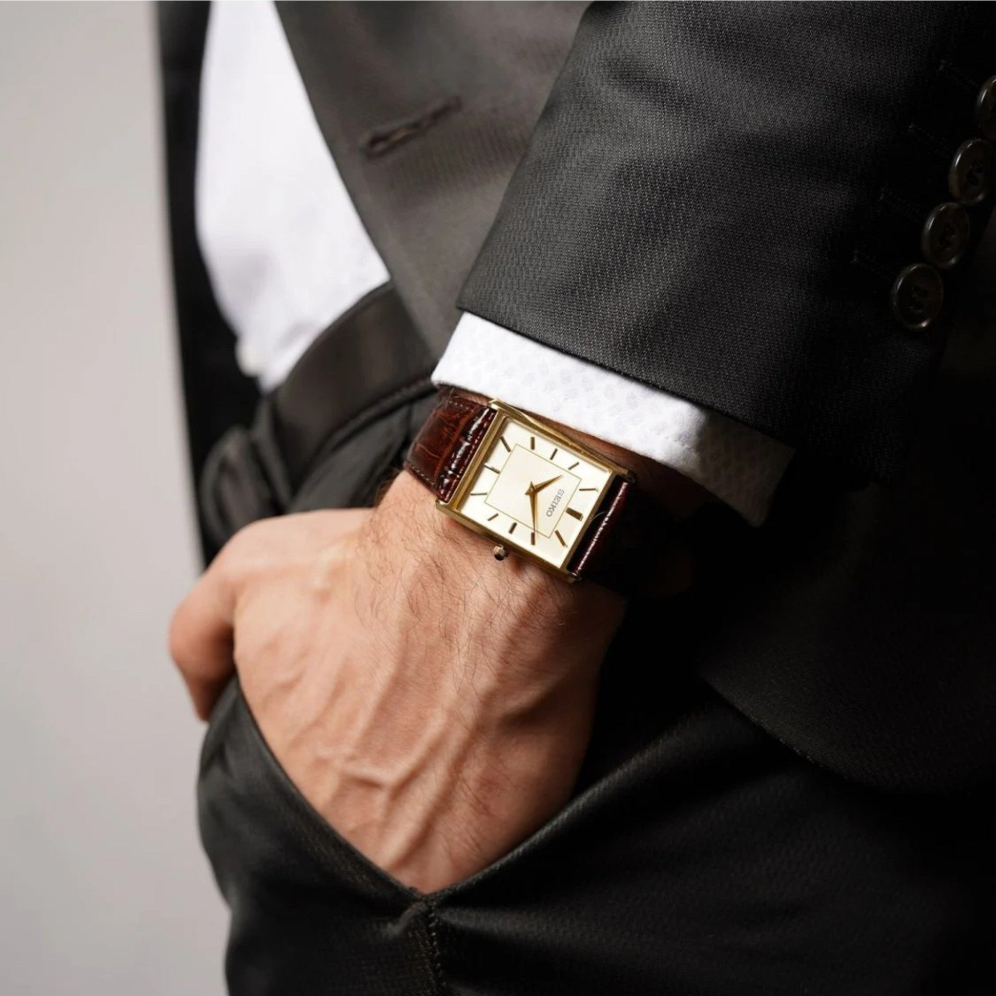 Montre Seiko Essentials Homme SWR064P1 Champagne