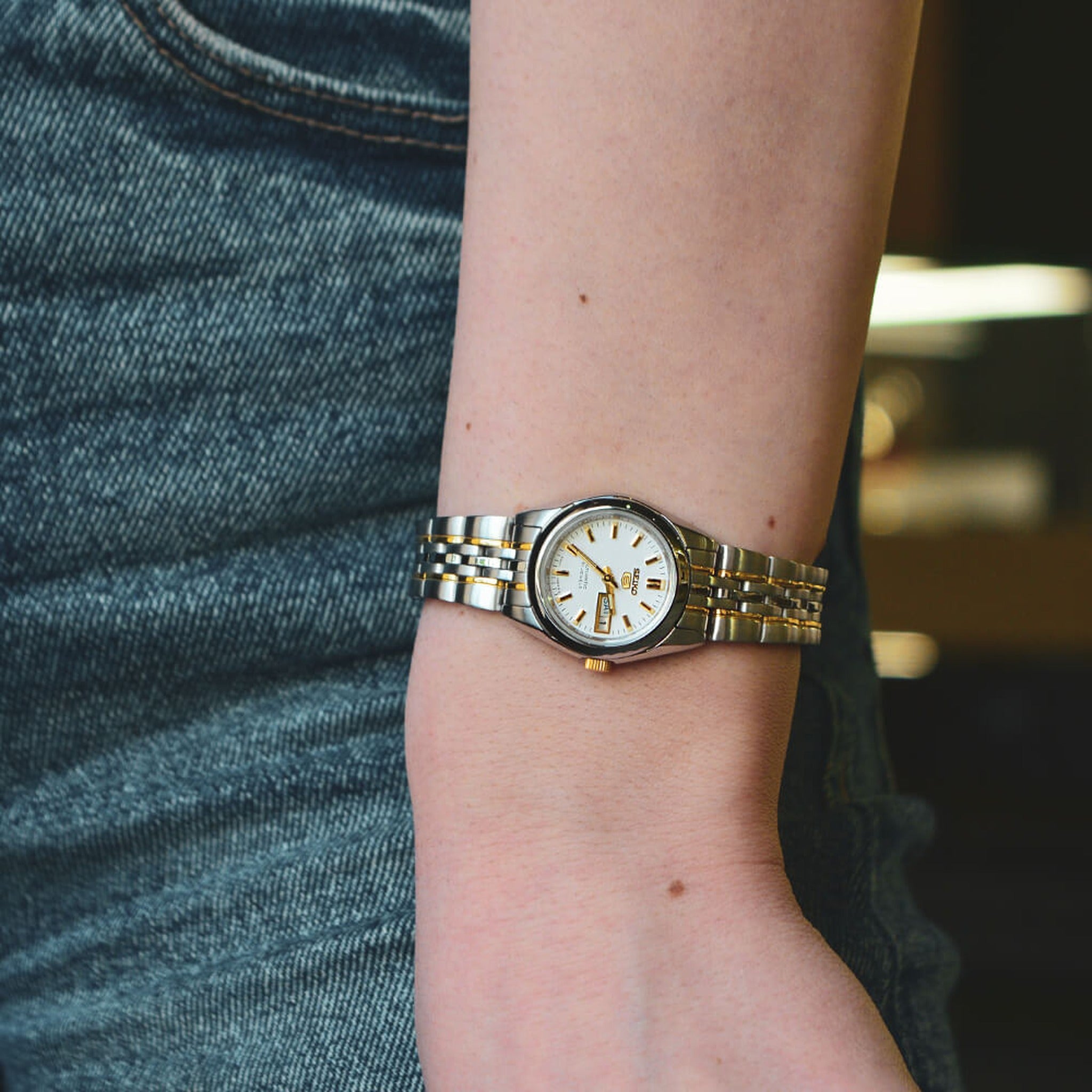 Seiko 5 Women's Automatic Watch SYMA35K1 Silver Gold