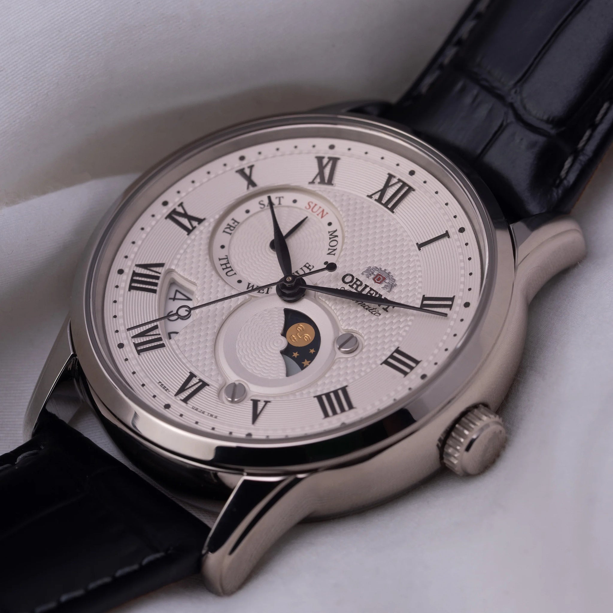 Montre Orient Classic RA-AK0008S30B Sun & Moon Blanc Solaire