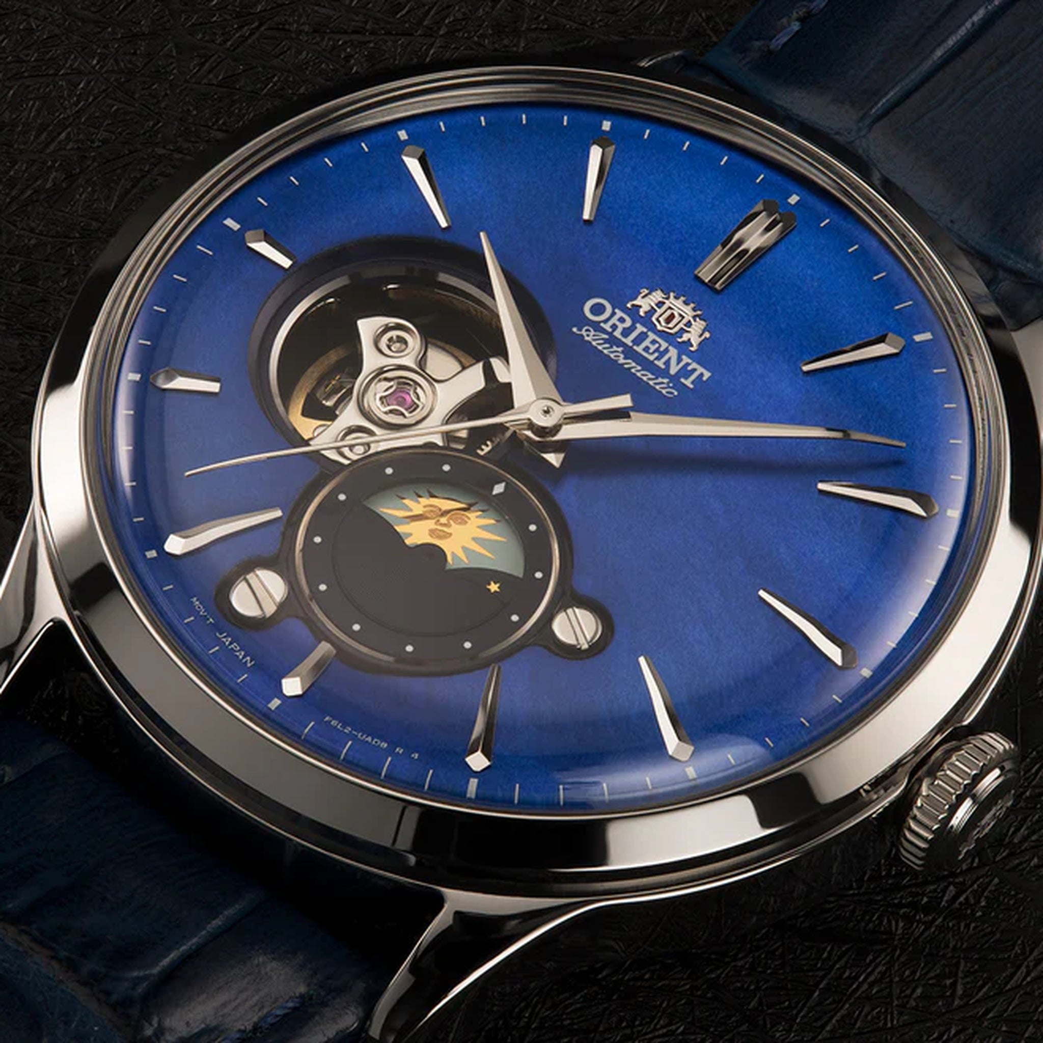 Montre Orient Classique RA-AS0103A30B Cœur ouvert Sun&Moon Bleu Automatique