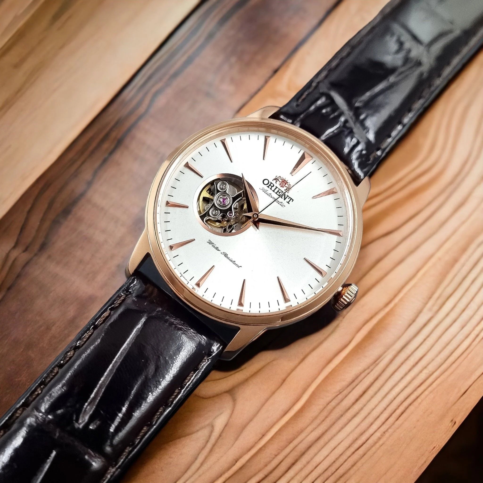 Montre Orient Contemporary TAG02002W0 Cœur ouvert Blanc Automatique