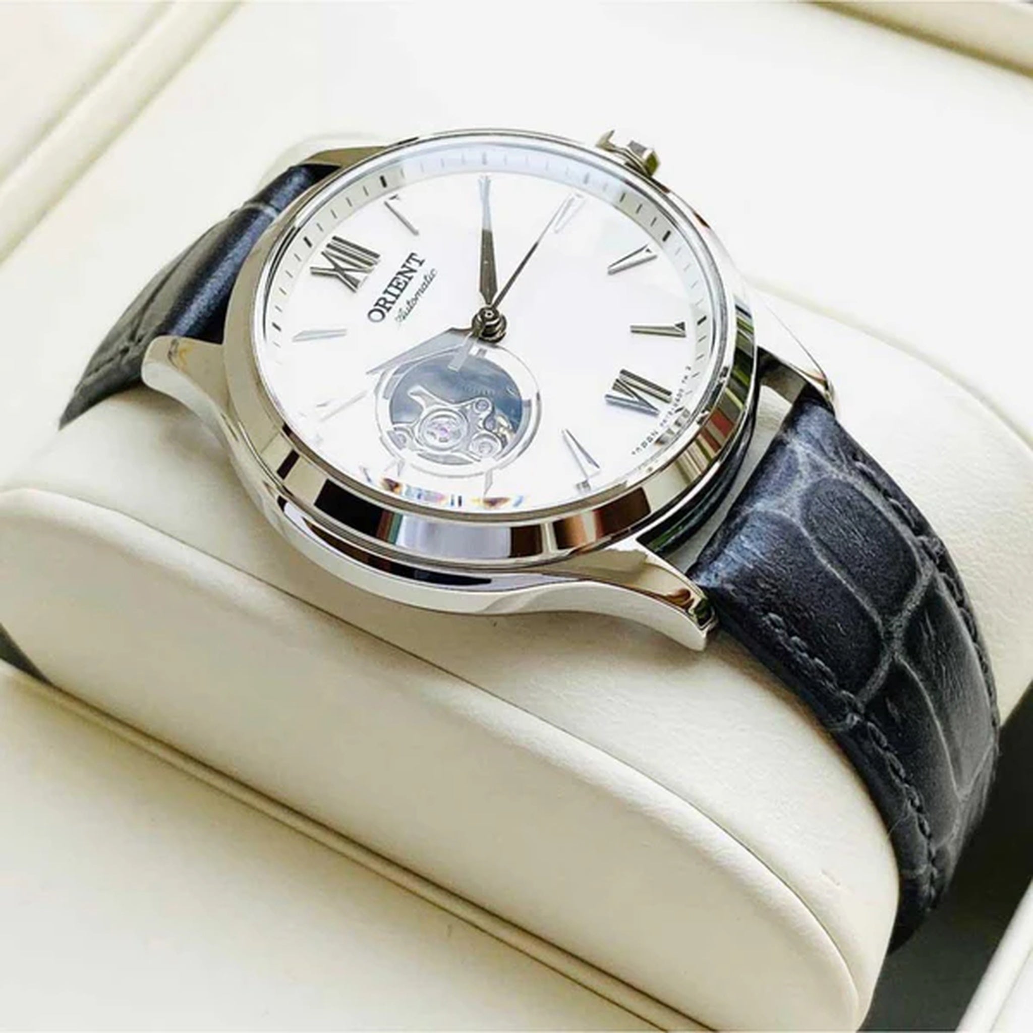 Montre Orient Esteem ll TAG02005W0 Cœur ouvert Blanc Automatique
